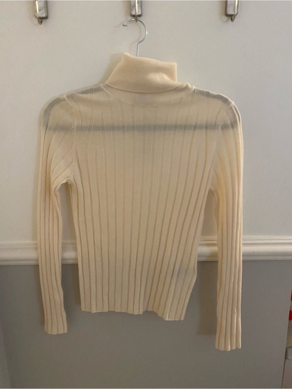 Banana Republic Cream Ribbed Turtleneck Sweater